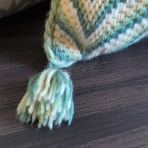 Bargello Needlepoint Vintage Pillow  Patterned Green and Cream Throw Pillow - Picture 2 of 6